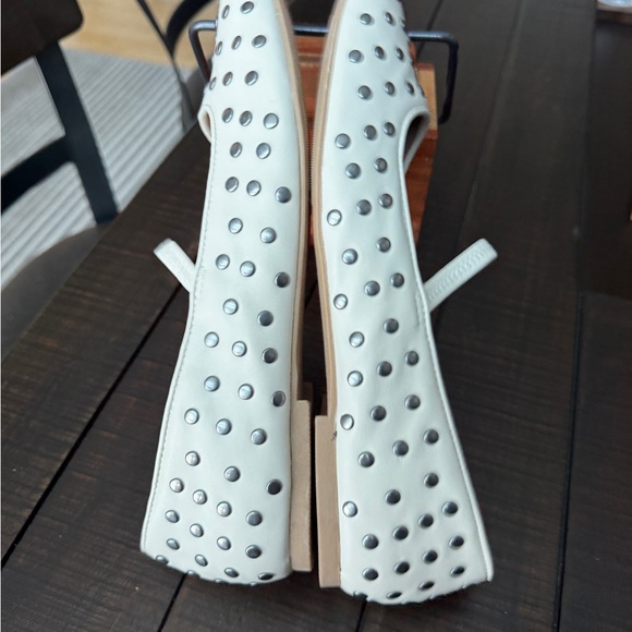 Ophelia Rose White Studded Flats - Picture 2 of 4
